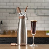 Nitro Cold Brew iSi BAR KIT - serving suggestion 3